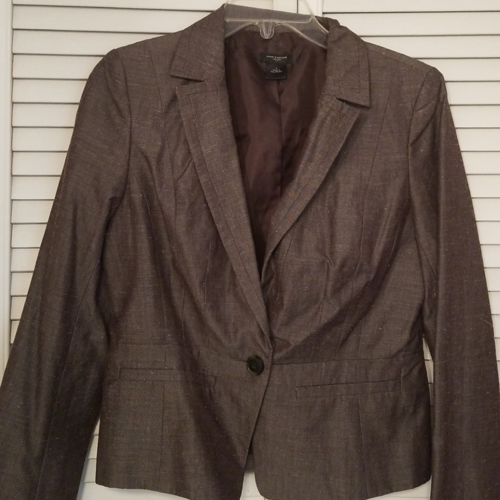 Ann Taylor taupe skirt suit size 4